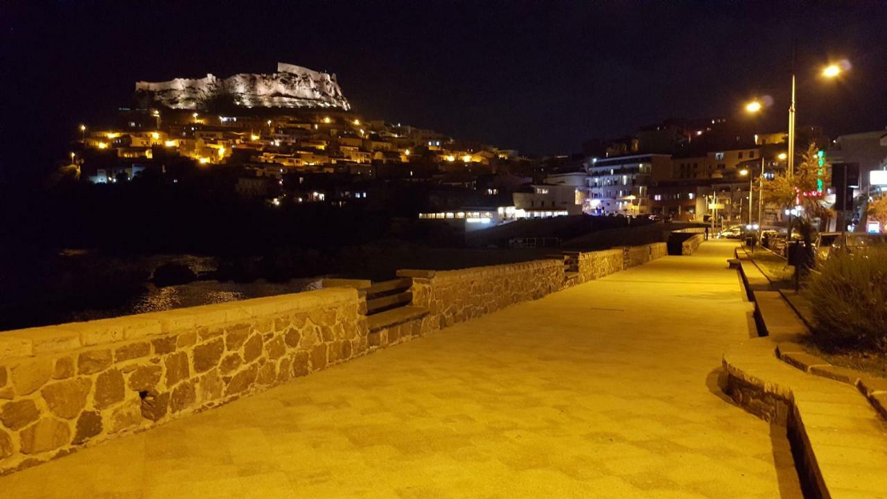 Castelsardo Con Vista Exterior foto