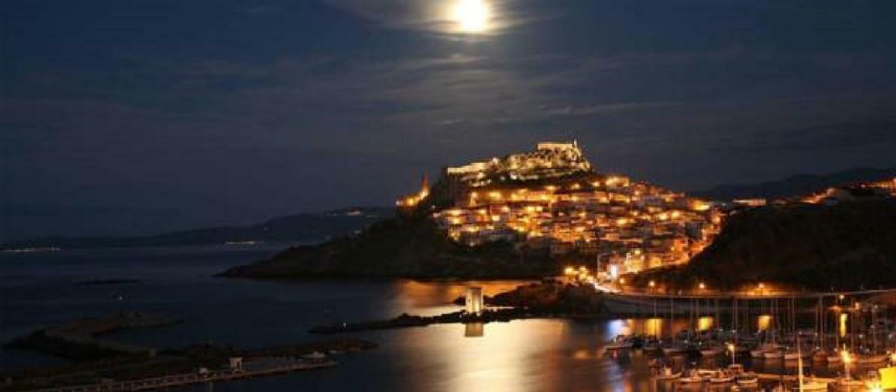 Castelsardo Con Vista Exterior foto